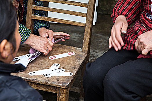女人,玩,中國人,紙牌游戲