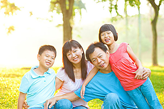 亚洲家庭,户外生活方式