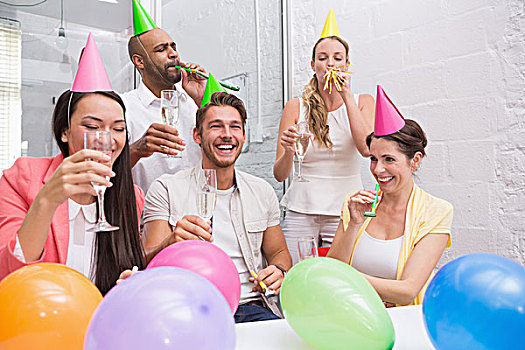 企业团队,庆贺,香槟,聚会尖角帽