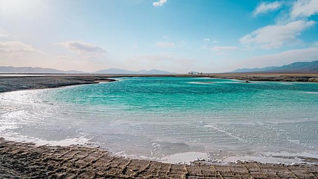 中国青海大柴旦翡翠湖风光