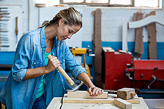 女性,木匠,锤子,工作间
