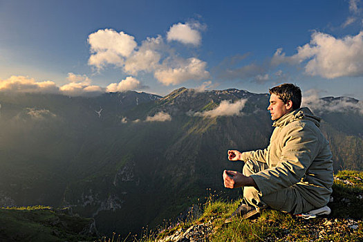 健康,男青年,练习,高度,山,早晨,日出