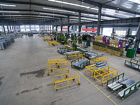 工业机械设备生产钢结构框架车间