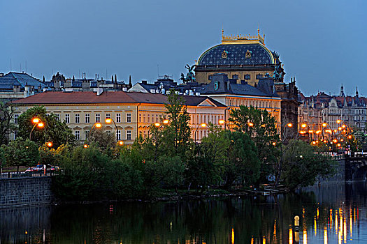 风景,国家,剧院,晚间,古城区,布拉格,波希米亚,捷克共和国,欧洲