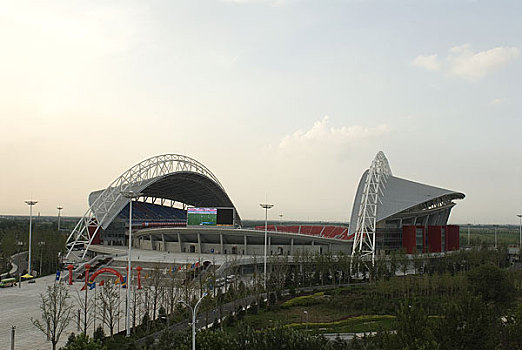 潍坊市体育中心