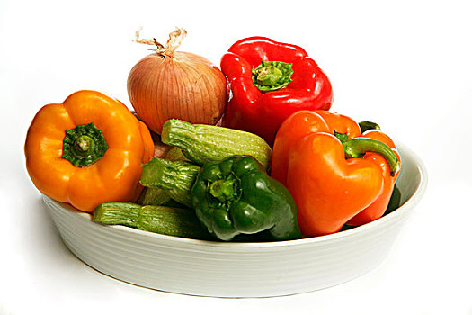 炒菜,锅,红色,黄色,绿色,橙色,柿子椒,西葫芦,洋葱