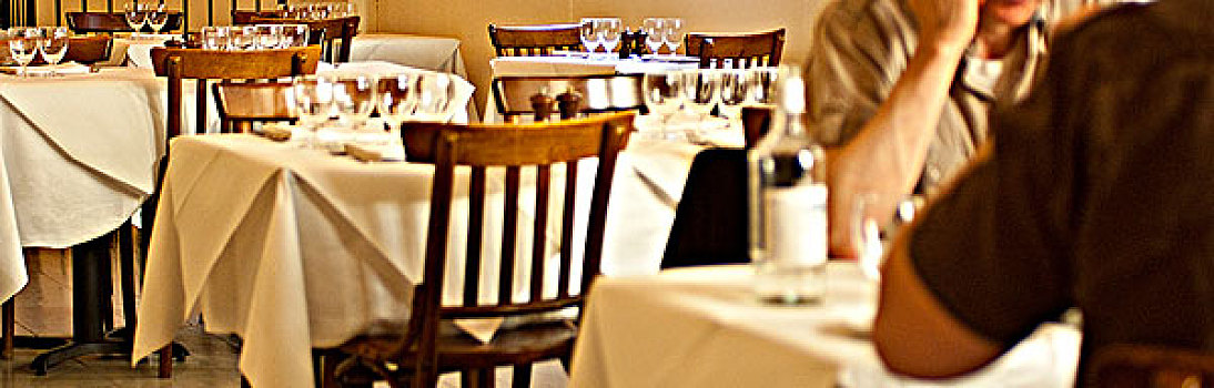 伴侣,坐,桌子,伦敦,餐馆
