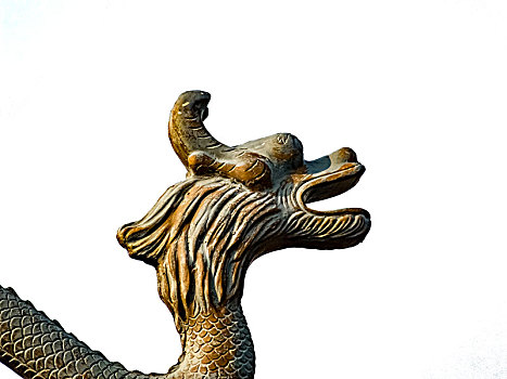 铜质龙纹雕像景观