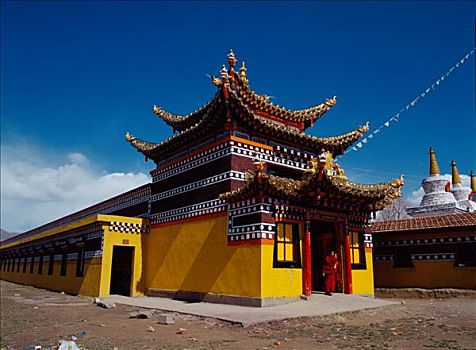 格尔登寺,寺院,转经殿长廊,佛教