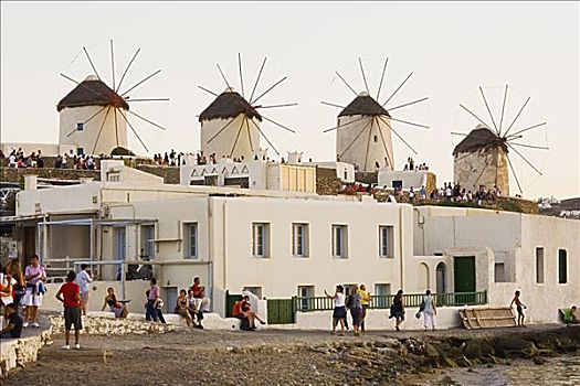 人群,正面,传统,风车,排列,米克诺斯岛,基克拉迪群岛,希腊
