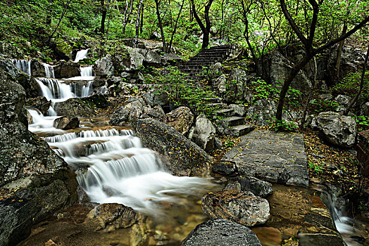 河北省石家庄市灵寿县五岳寨风景区