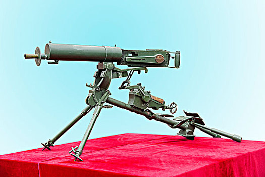 民国时期21兵工厂于1935年生产的仿德----二四式7,92mm马克沁重机枪