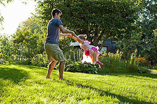爸爸,女儿,玩,花园