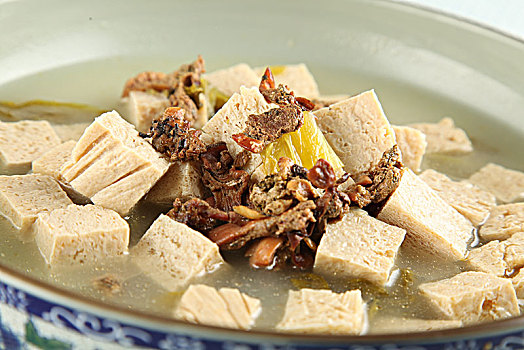 酸菜炖豆腐