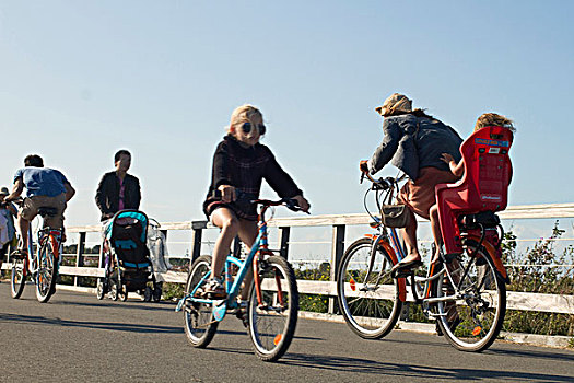法国,南法诺穆提岛,人,骑,自行车,码头