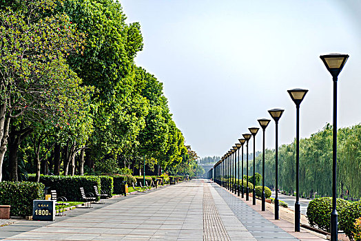 武汉汉口江滩公园风光