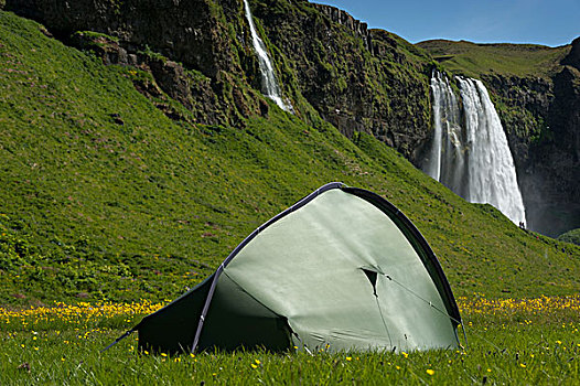 帐蓬,扎牢,塞里雅兰瀑布,瀑布,环路,冰岛南部,冰岛,欧洲