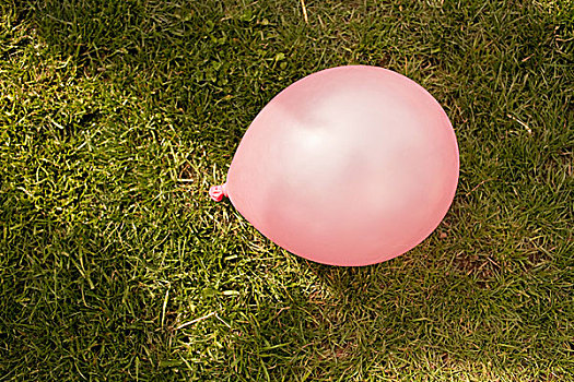 粉色,气球,草地