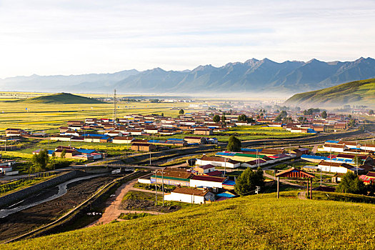 乡村晨景