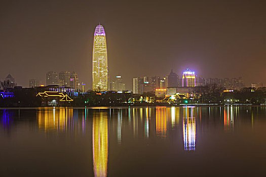 济南大明湖夜景