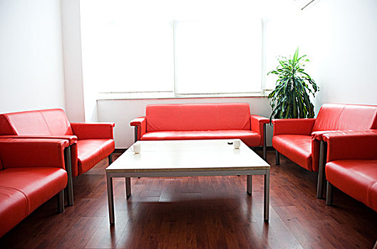 红色,皮沙发,白色,桌子,等候室
