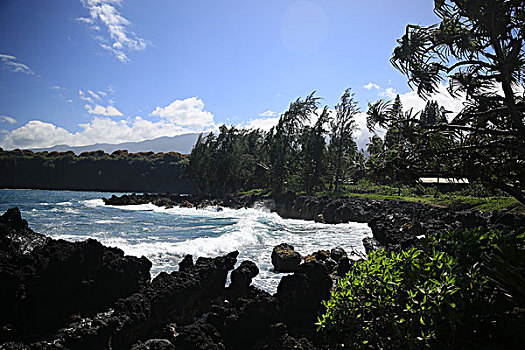 火山岩石滩