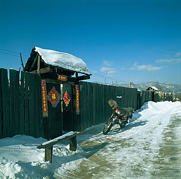 冬天东北村庄小景