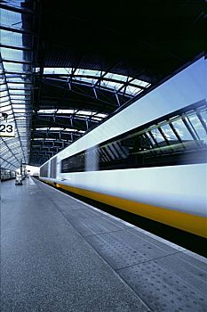 欧洲之星,高速列车,离开,滑铁卢车站,伦敦,英国,欧洲