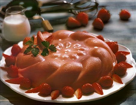 草莓慕斯