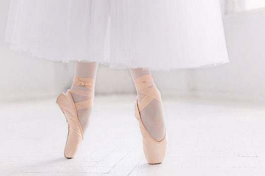 年轻,芭蕾舞女,特写,腿,鞋,站立,脚尖站立,位置