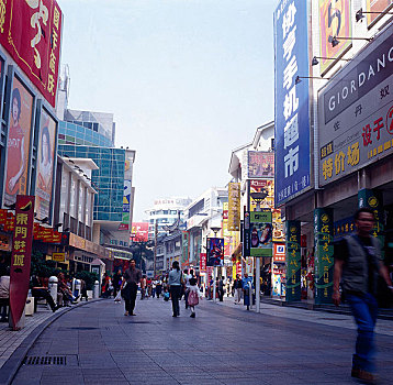 广东深圳市东门商业步行街