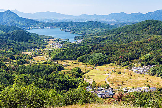 中国安徽省黟县青山碧水自然风光