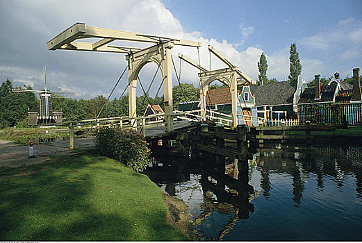 开合式吊桥,阿纳姆,荷兰