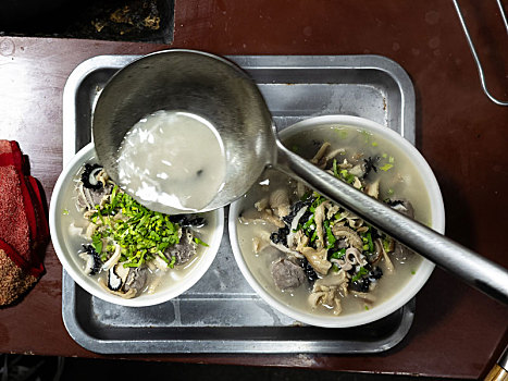 广东省汕尾市特色美食牛肠菜