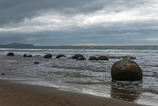 海边的巨石