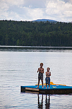 两个男孩,钓鱼,游泳,码头,湖