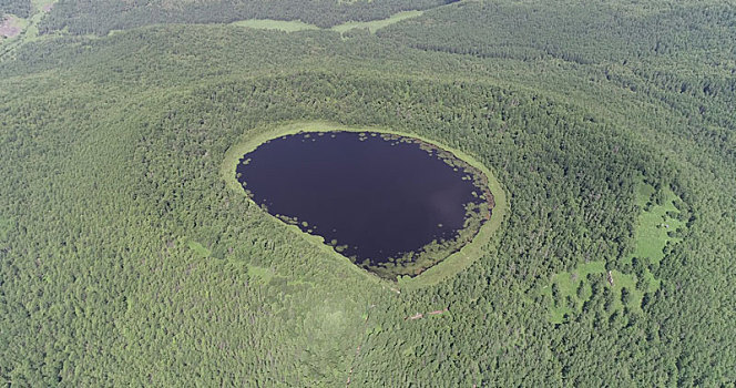 内蒙古,探秘火山遗迹,考证岩浆喷发的地质岁月