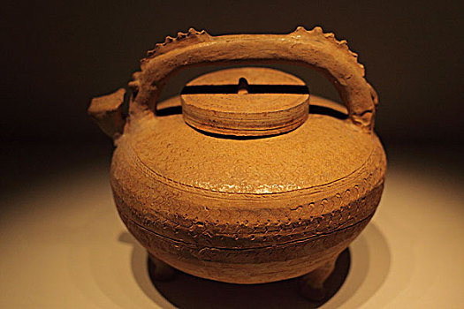 龙梁原始瓷壶,战国