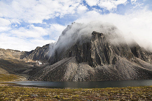 湖,墓碑,山脉,奥基尔维山,墓石地区公园,育空,加拿大