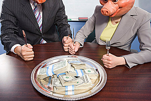 商务人士,猪,面具,坐,正面,钱
