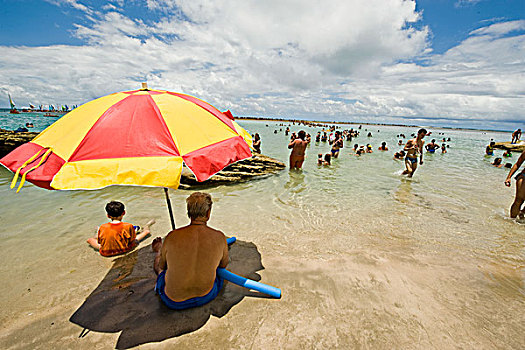 brazil,pernambuco,porto,de,galinhas,beach,scene