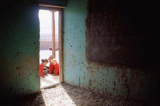 印度,女学生,坐,正面,入口,教室