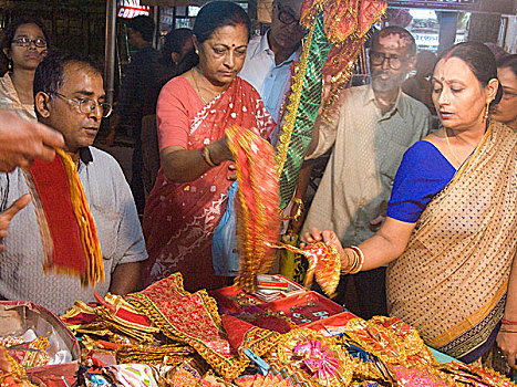 人,买,物品,礼拜,路边,店,长,节日,加尔各答,印度,十月,2007年