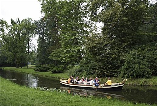 划桨船,湖,运河,德绍-沃尔利茨,花园,世界遗产,德绍,萨克森安哈尔特,德国