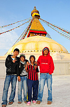 尼泊尔,加德满都,青少年,拿,姿势,正面,佛塔,博德纳,最大,世界