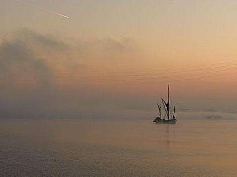 帆船,黎明,雾气,泰晤士河,湾流,达特福德,伦敦