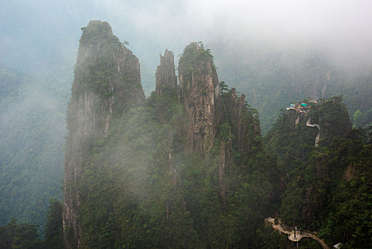 人间仙境,天南第一峰,湖南郴州市宜章县蟒山五指峰