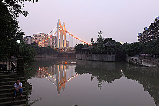 清水河大桥夜景