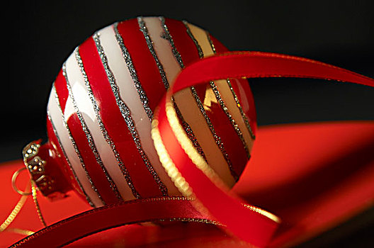 红色,白色,条纹,圣诞节饰物,丝带