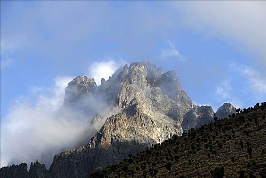 落基山,顶峰,围绕,云,肯尼亚山,国家公园,肯尼亚